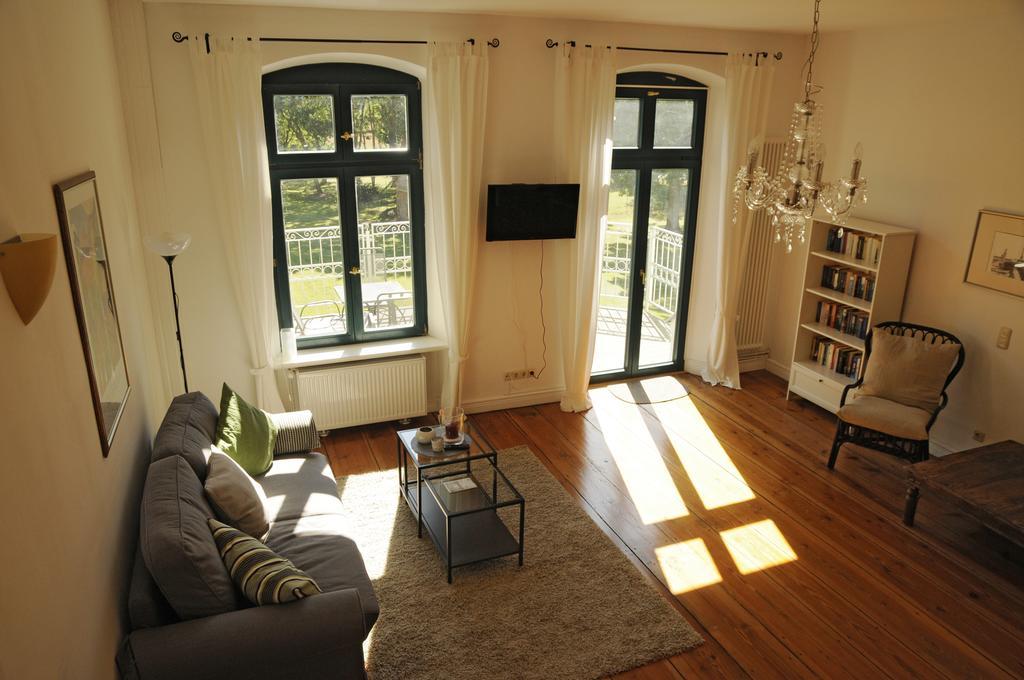 Gutshaus Alt Vorwerk Appartement Boddin Buitenkant foto